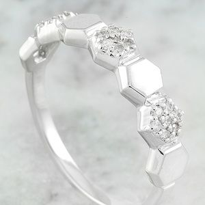 0.10 Carat Diamond 14K White Gold Ring